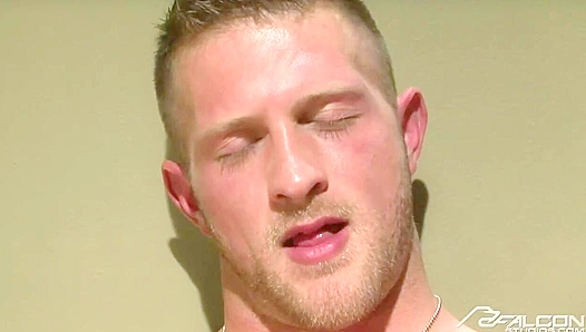 Horny Paul Wagner Masturbates Intensely Alone - Falcon Studios