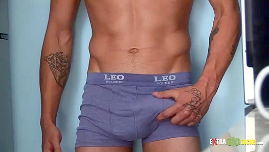 Horny El Maximus Shows Off His Massive Dick in a Wild Solo Session