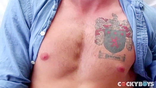 Cocky Boy Hayden Lourd Pounds a Fleshlight Hardcore