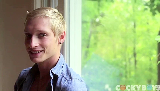 Max Carter's Rainy Day Dick Play - Cocky Boys