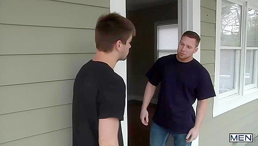 Horny Owen Michaels Drills Johnny Rapid's Tight Rectum