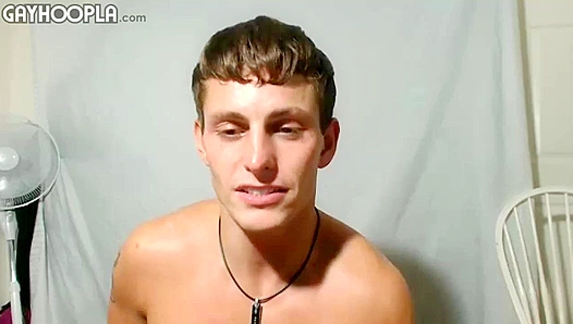 Ripped Lincoln Hawk Fucks His Perfect Cock - GAY XxX