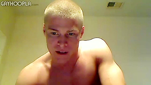 Buff Stud Prestin Presley Pleases Himself Hardcore - GAY XxX