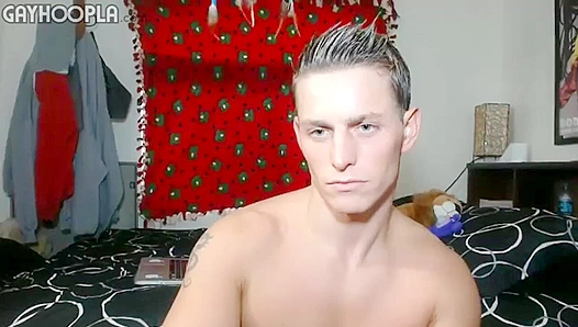 Lincoln Hawk Gets Wildly Horny in Steamy Solo Scene - GAY XxX