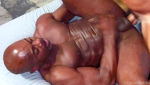 Marco Lorenzo Pounds Aaron Trainer's Submission with Extra Big Dicks