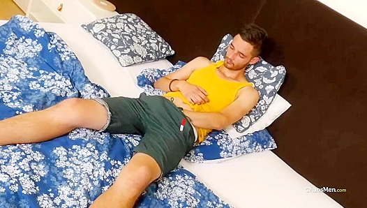 Horny Hunk Alan Caine Jacking Off Fiercely - Chaosmen