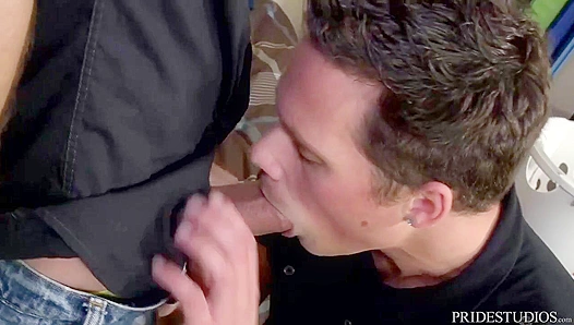 Brett Bradley & Mark Winters ~ Size Queens Love Extra Big Dicks