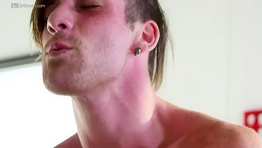 Morning Cockfeast - Tommy Regan & Zaq Wolfe Bang at Breakfast - Gay XXX