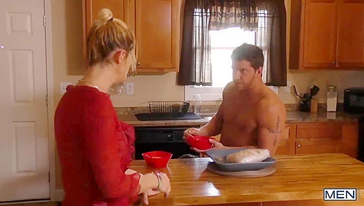 Kitchen Anal Heat - Brandon Evans Drills Ashton McKay's Tight Hole