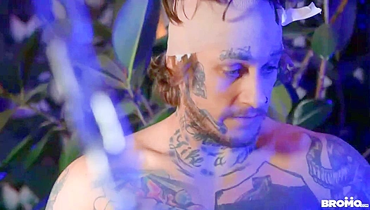 Bo Sinn Anally Dominates Marco Bianchi - Hot Gay Action