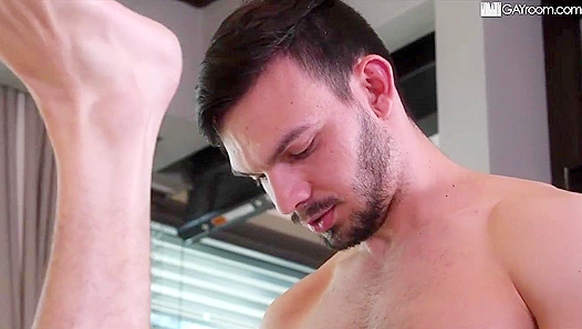 Massage Turns Hot - Jason Maddox & Slater James Get Wild -  Gay XXX