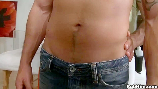 Trace Michaels Fucks Broidie Sinclair Missionary Style - Rub Him Raw