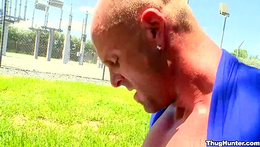 Thug Hunter - Mitch Vaughn & JP Richards Heat Up the Outdoors