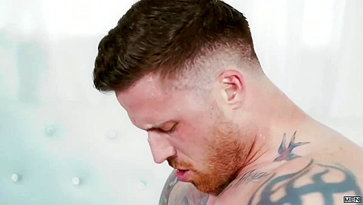 Jeremy Spreadums Turns Straight Jordan Levine Gay in Hot Sex Scene