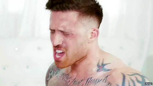 Jeremy Spreadums Turns Straight Jordan Levine Gay in Hot Sex Scene