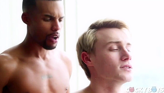 Cocky Boys - Jacen Zhu Fucks Luca Beckham in Front of a Mirror