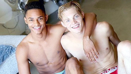 Slim Hotties Ian & Leo’s Intense Fucking Session - GayHoopla