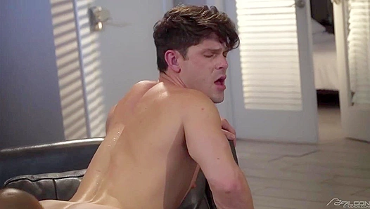 Devin Franco Eagerly Takes Zario Travezz's Massive BBC - Falcon Studios