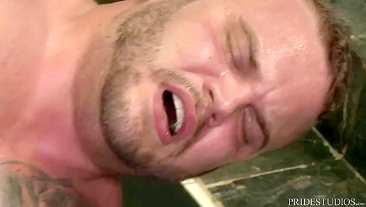 Beefy Shower Session - Aspen & Dax Carter's Massive Dick Duo