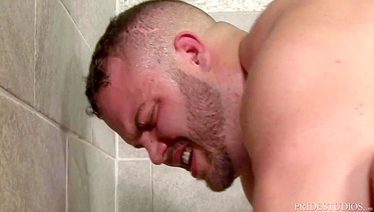 Beefy Shower Session - Aspen & Dax Carter's Massive Dick Duo