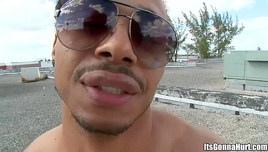 Castro Supreme Takes Noah Brooks Hard on the Rooftop – It’s Going to Sting!