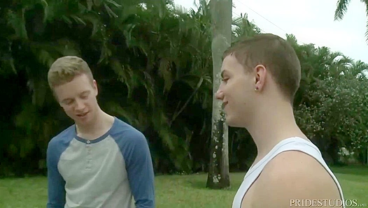 Hot Fucking with Liam Harkmore & Doug Acre - Extra Big Dicks