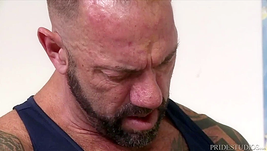 Vic Rocco's Massive Dick Blows Knox's Mind - Extra Big Dicks