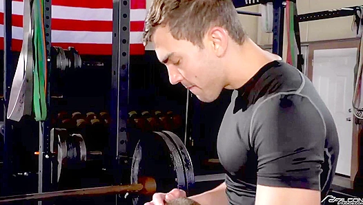 Roman Todd and Alexander Muller Pound Each Other Hard at the Gym - Falcon Studios