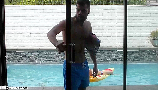 Luke Kennedy & Mars Get Wild - Outdoor Action on Man Royale