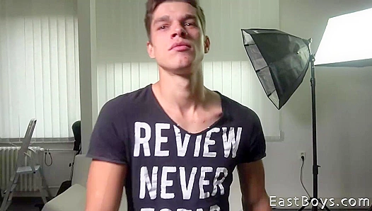 Daniel Donovan Flexes & Licks His Muscles at the Gym - EastBoys