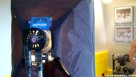 Trystan Bull & Jonny Torque Heat Up - Intense Action On The Set