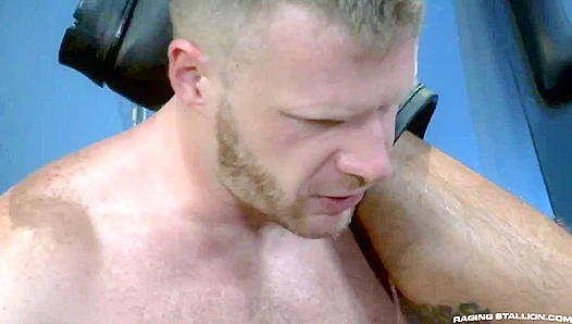 Brian Bonds & Drake Masters - Aroused by His Musky Scent