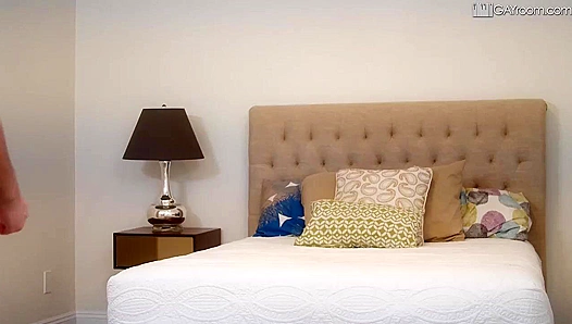 Steamy Stepbro Seduction - Ian Levine & Chase V Heat Up Man Royale