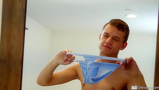 Steamy Stepbro Seduction - Ian Levine & Chase V Heat Up Man Royale