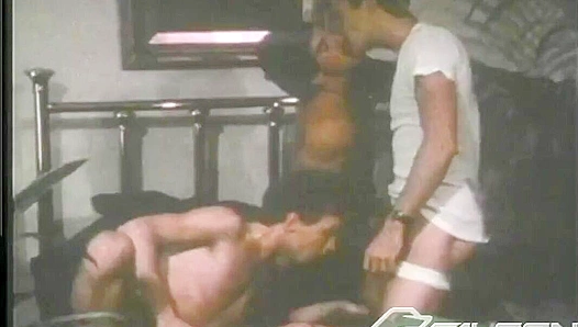 Hot Threesome - Roger & Joe Andrews Steam Up Falcon Studios