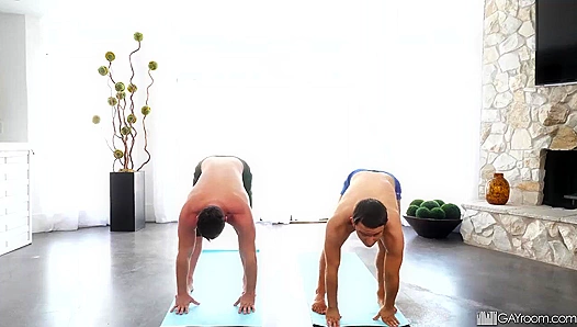 Michael Boston Screams Ecstasy with Dick Inside - Man Royale