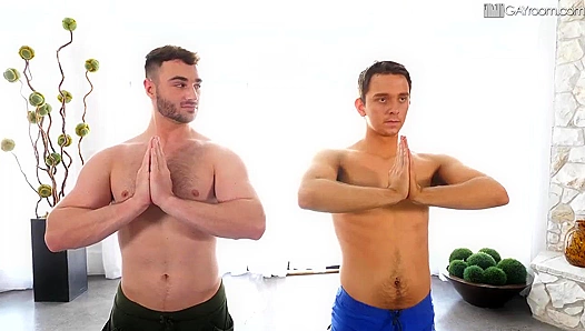 Michael Boston Screams Ecstasy with Dick Inside - Man Royale