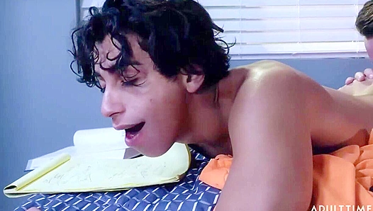 Totally Straight? Shane Cook & Gabe Bradshaw Prove Otherwise - Adult Time Pilots