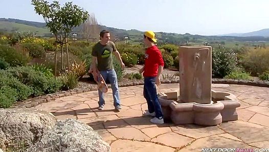 Jake Lyons and Ryan Matthews - Hot Outdoor Action with Nextdoor Twinks