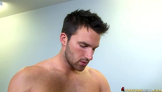 Trystan Bull &BrandonLewis - Stamina Training Turns Steamy