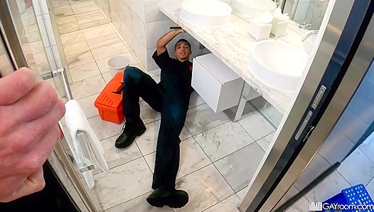 Hot Amone Bane Seduces Brody Fox - A Steamy Gay Encounter