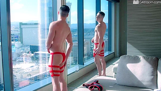 Tristan Hunter & Chris Dammed - A Romantic Gay Encounter - Man Royale