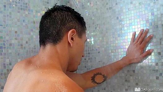 Shower Seduction - Stepbro Rendezvous with Tyler Lakes & Trent Summers