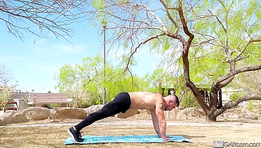 Jeremy Spreadums & Trent Summers - Seductive Missionary Anal from a Sensual Massage