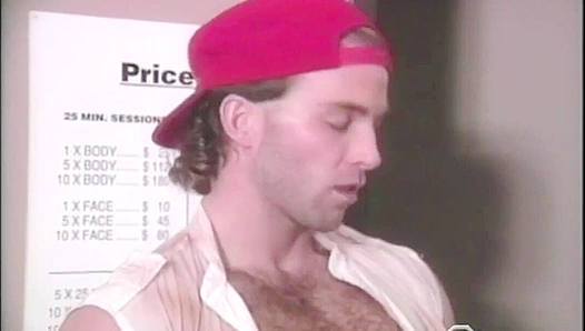 Brock Hunter & Wes Daniels Get Wild in Musky Glory - Falcon Studios