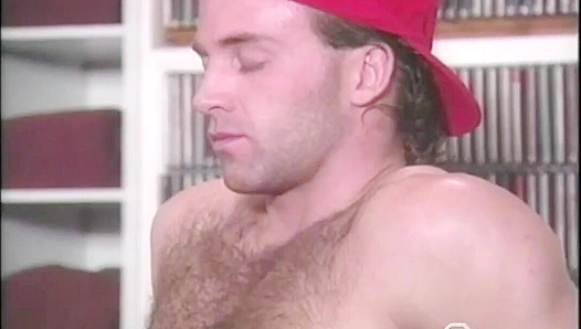 Brock Hunter & Wes Daniels Get Wild in Musky Glory - Falcon Studios