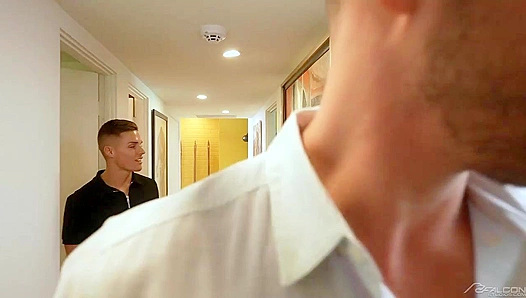 Tyler Rush Takes It from Behind with Jordan Starr - Doggy Style Delight