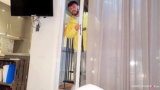 POV Passion - Manuel Reyes Takes Charge in Amateur Glory