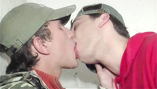 Nikandro Sideropulos Devours Fresh Seed and Snowballs Hard - Gay XXX