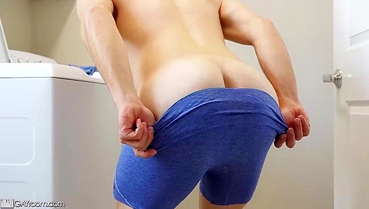 Arad Takes Control - Owning Aiden's Slutty Mouth in the Shower